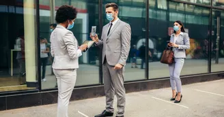 Le protocole sanitaire en entreprise prend acte de la mise en place du passe vaccinal