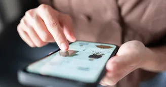 Commerce électronique : n’est pas hébergeur celui qui occupe une place active entre vendeur et acheteur