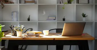 A l’employeur de prouver la fourniture d’un local professionnel pour ne pas indemniser le salarié