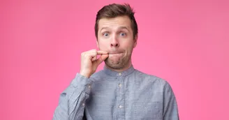 Le licenciement fondé partiellement sur un abus non avéré de la liberté d’expression est nul