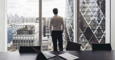 Le versement d’une indemnité de départ d’un dirigeant n’est soumis qu’à un seul vote ex post individuel