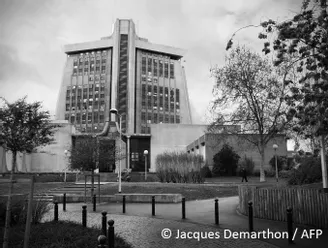 Les débuts difficiles des pôles sociaux